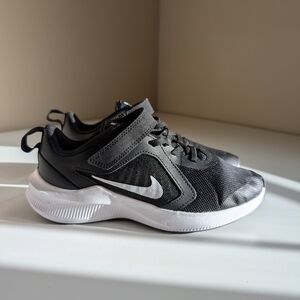 Nike Downshifter 10 PS Running Sneaker/ Shoes